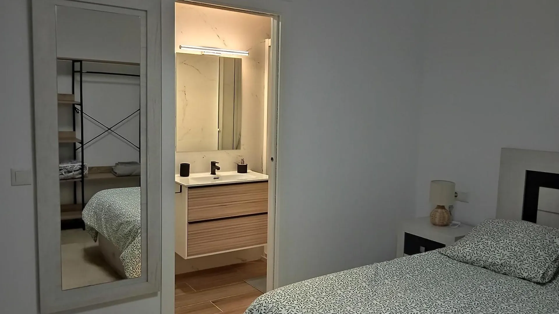 Apartmán Teatro1 Córdoba 0*,  Španělsko